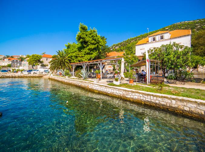 cicho miejsce peljesac