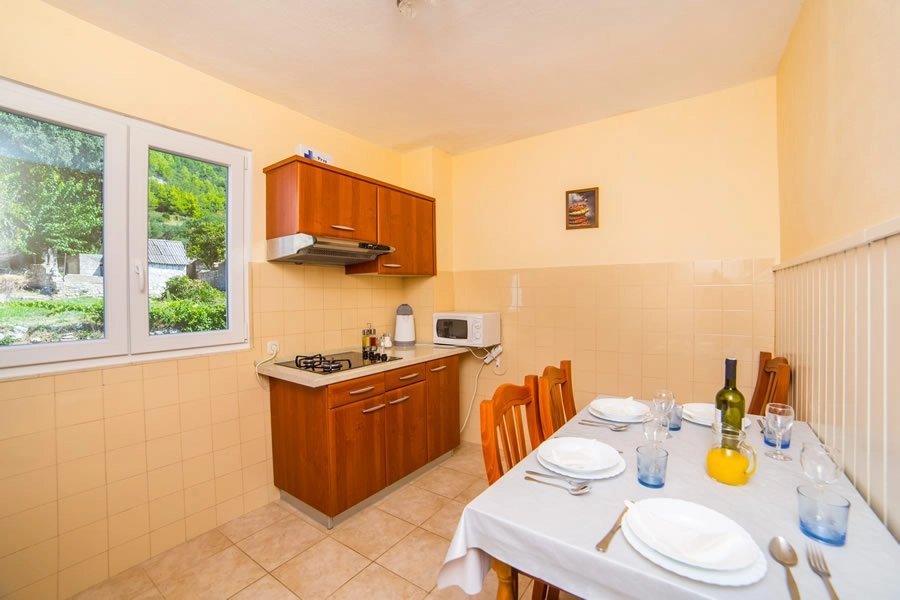 Apartment for 5 to 6 persons